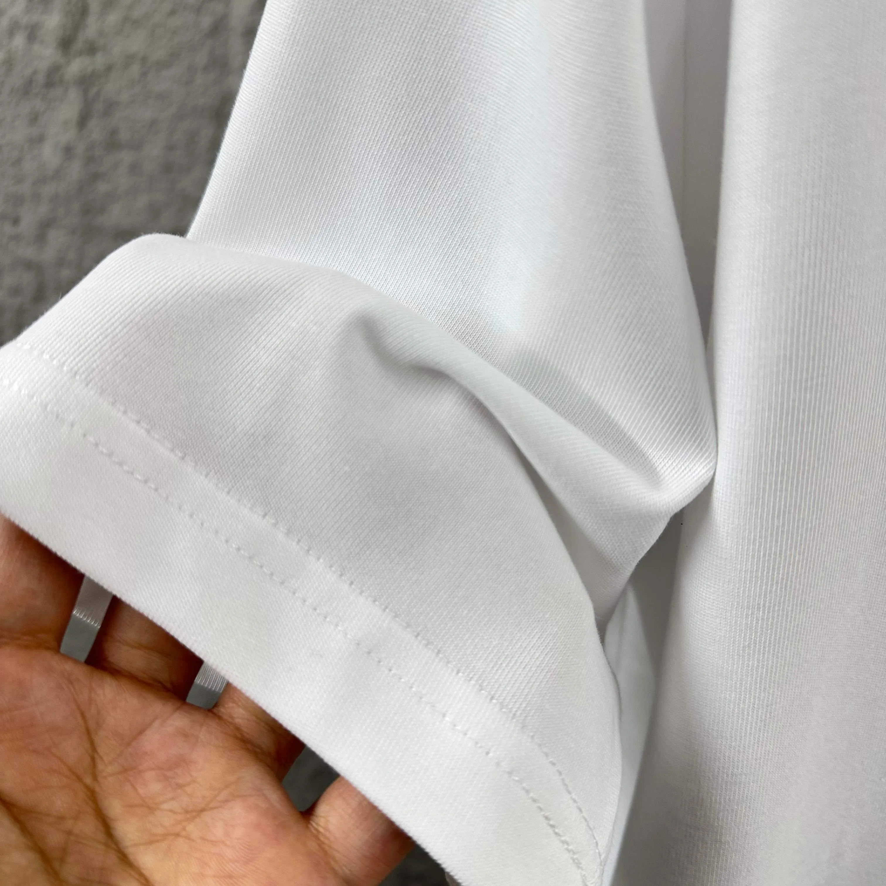 ARC'TERYX* * 2026 New Arrival Classic T Same Style ：Black White Size： S （90-130 ） M （120-150 ） L （140-165 ） XL （160-180 ） XXL （180 ）
